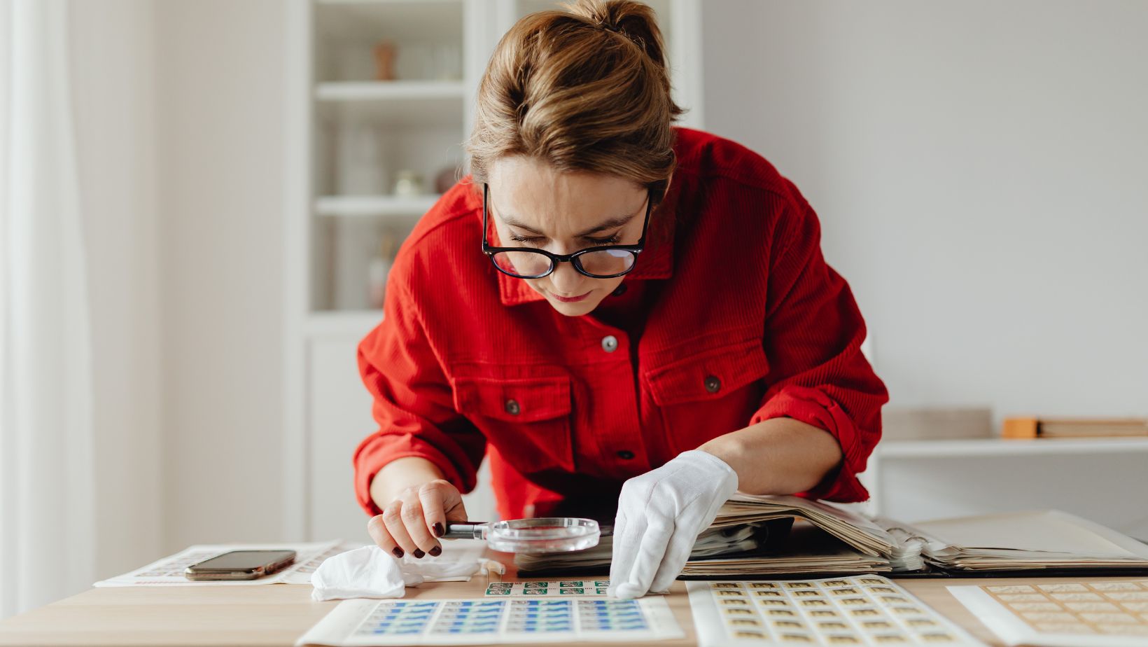 3 Gadgets for Your Glasses