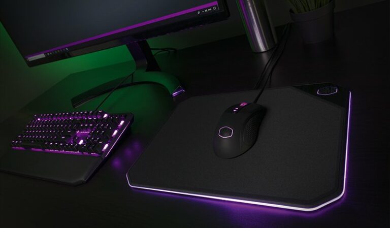 Cooler Master releases a dual sided mouse pad MP860 with RGB illumination