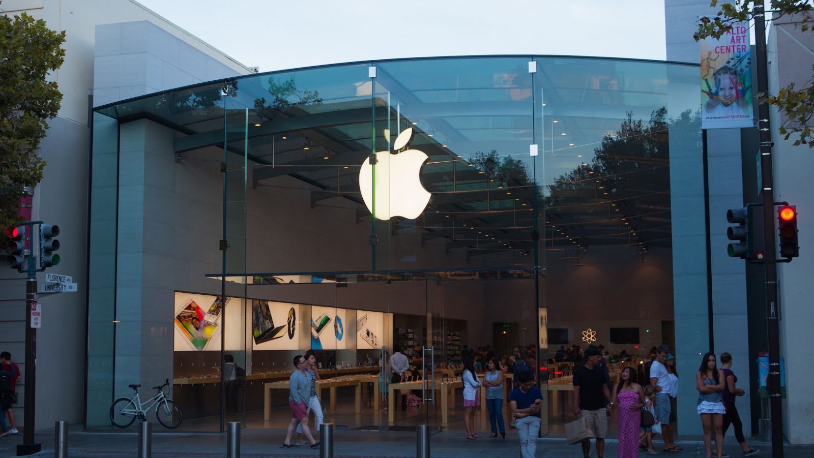 antitrust epic apple sherman actmclaughlinbloomberg