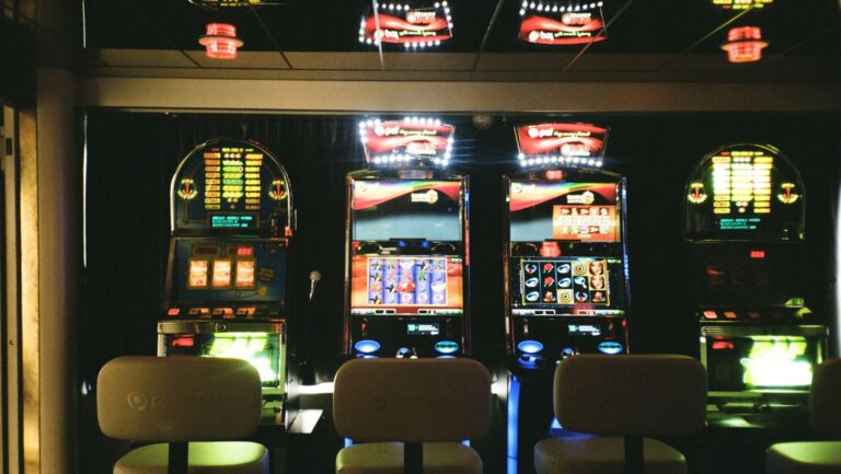Why Nostalgia-Themed Slots Keep Winning Over New Players