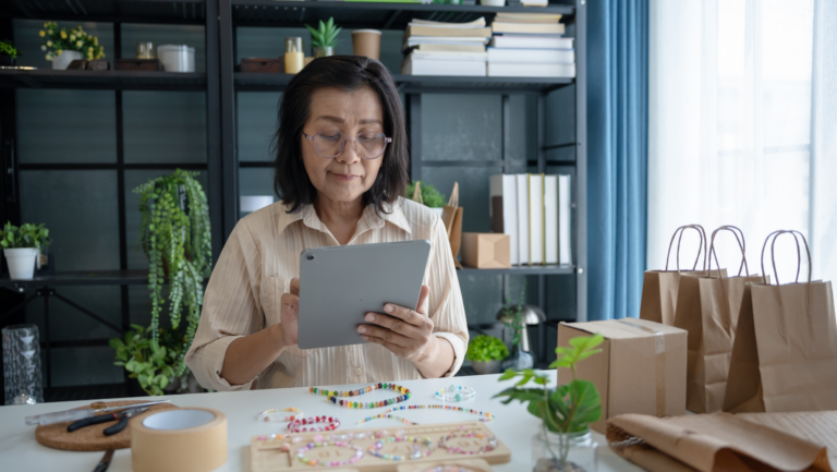 The Essentials of E-commerce for Small Business Owners The Essentials of E-commerce for Small Business Owners