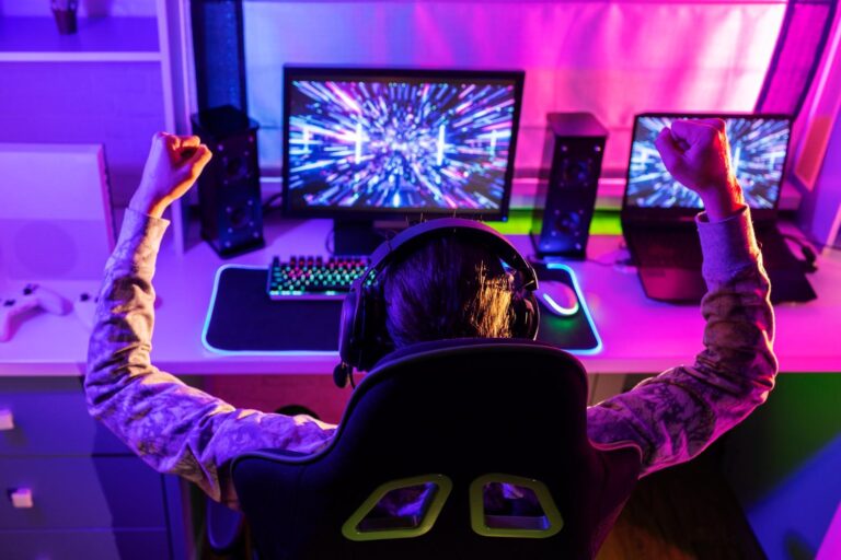 The Evolution of Online Gaming: From Casual Play to Competitive Esports